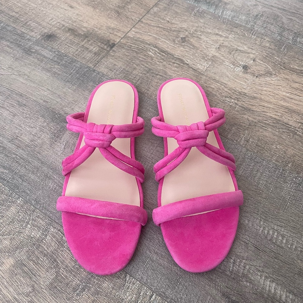 New Stuart Weitzman knot sandal size 7.5